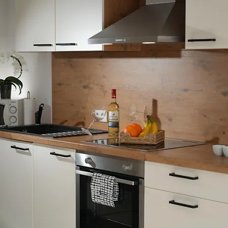 Loft Mit Balkon & Parkplatz, Naehe Basel